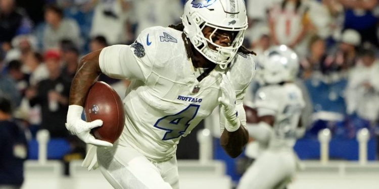 Fantasy football 2025: Week 9 trade value chart