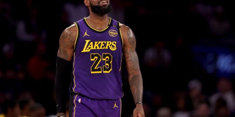 NBA gambling indictment alleges Damon Jones sold info on LeBron, AD