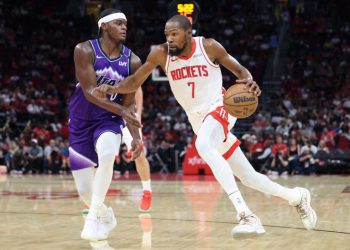 Kevin Durant agrees to big-money extension with Rockets, per report