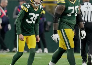 Newly signed Lucas Havrisik delivers crucial field goals in Packers win