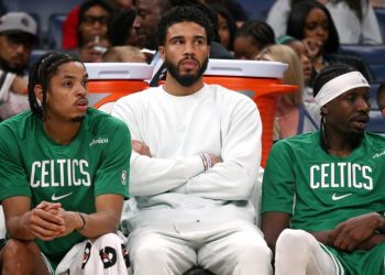 What key NBA players have injuries to start season?