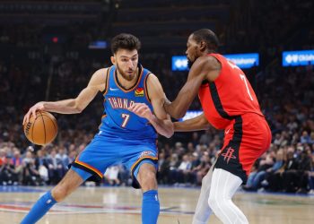 Thunder edge Rockets in season-opening double-overtime thriller