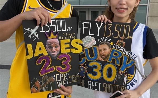 Warriors vs. Lakers NBA opener has global flavor