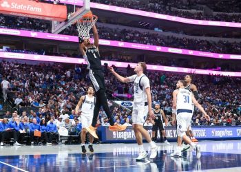 Victor Wembanyama, Spurs dominate Mavericks in Cooper Flagg’s debut