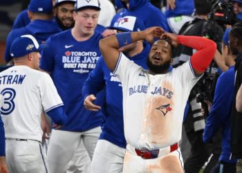 Why Blue Jays’ superstar vows to give World Series ring to his dad