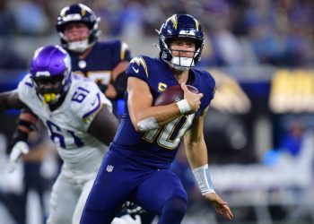 Winners and losers: Chargers storm through Vikings on Thursday night