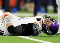 Emotional Vikings QB throws helmet during prime time loss to Chargers