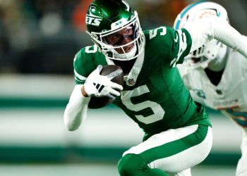 Is Garrett Wilson playing vs. Bengals on Sunday?