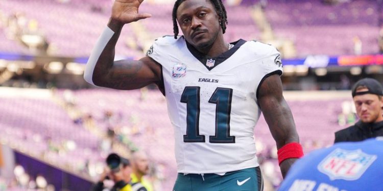 Eagles star to miss Giants game with injury. When will WR return?