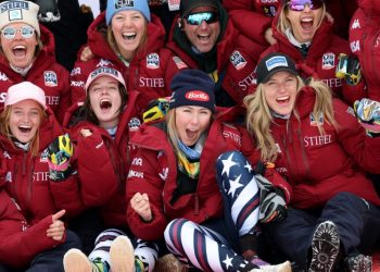 Shiffrin looks like old self, finishing fourth in season’s first GS