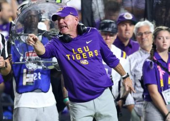 LSU football fans chant ‘Fire Kelly’ during debacle vs. Texas A&M