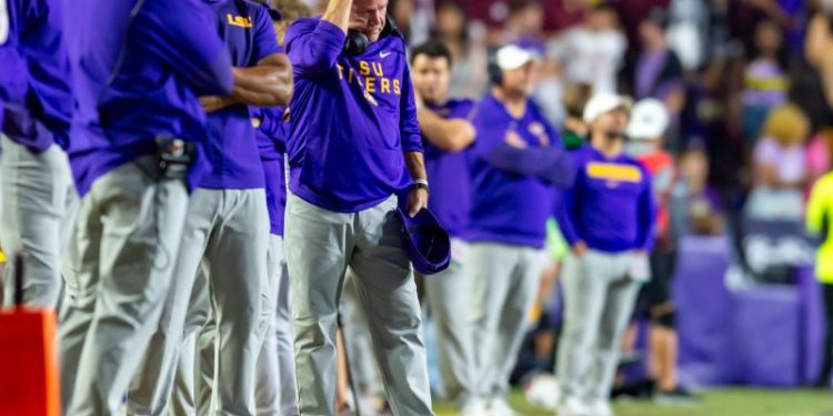 Paul Finebaum said no one at LSU believed in Brian Kelly anymore