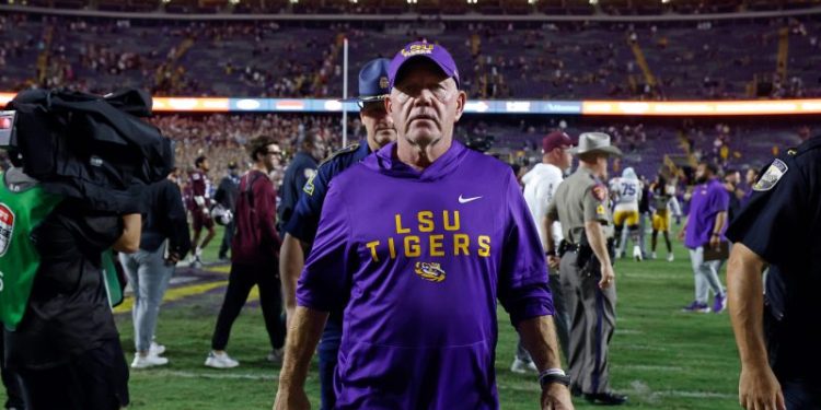 Week 9 Flop 10: Brian Kelly booed, SEC choke jobs, bad Fox games