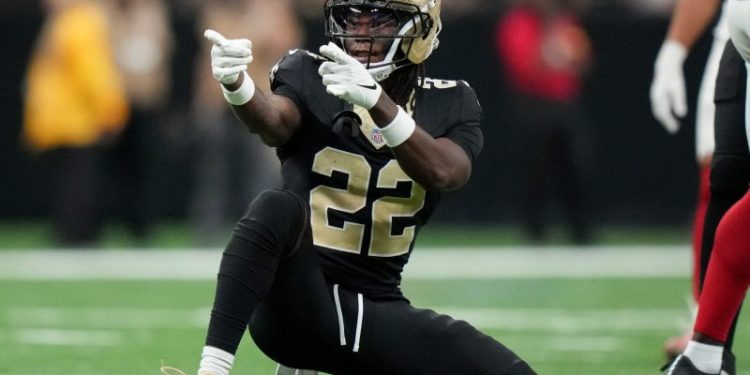 NFL trade deadline: Tracking latest news, rumors, deals