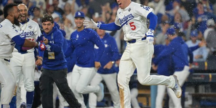 Record-breaking numbers from World Series Game 3