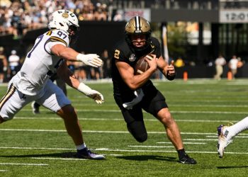 Who wins SEC showdowns? Our Top 25 picks for college football Week 10