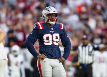 49ers trading for Patriots DE Keion White, per reports