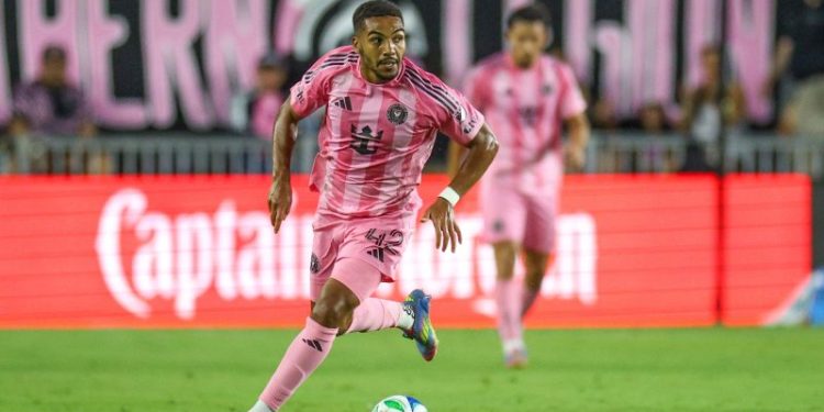 Inter Miami signs Messi teammate to contract extension