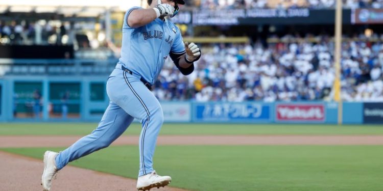 Blue Jays start World Series game with back-to-back home runs