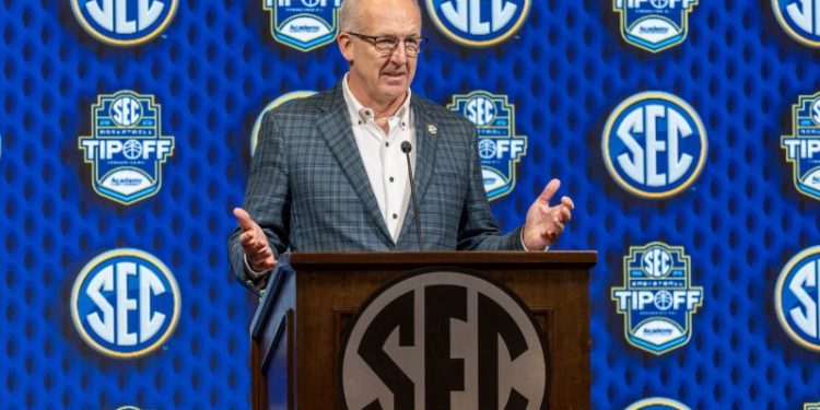 SEC says CFP expansion ‘should be a priority,’ reveals two options