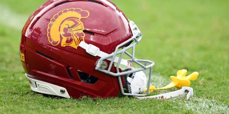 Big Ten says USC fake punt with Sam Huard should have been penalized