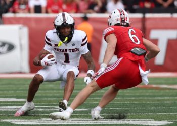 Bowl projections: College Football Playoff shuffled after Week 10