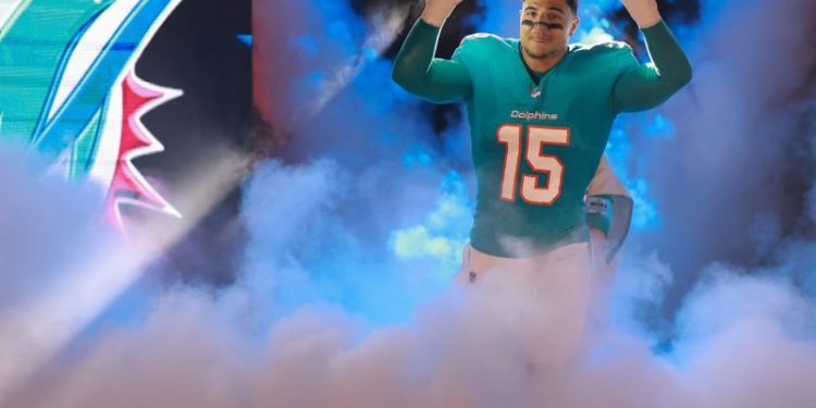 NFL trade deadline tracker: All the latest buzz on league moves