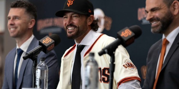 World Series champion manager says Giants’ hire is ‘insulting’