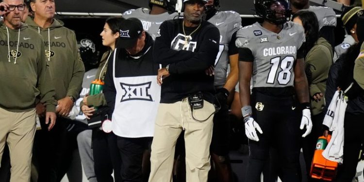 Deion Sanders benches quarterback after another disastrous start