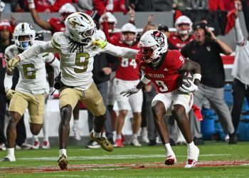 Georgia Tech football drops first game in loss to NC State