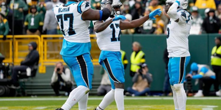 Panthers RB tests Hingle McCringleberry two-pump rule, gets flagged