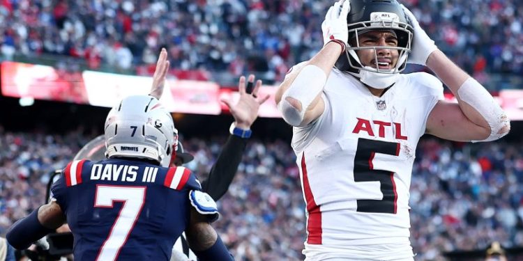 Star wideout scores three times, team still loses