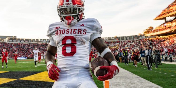 Time for CFP rankings to make a statement about good wins, bad losses