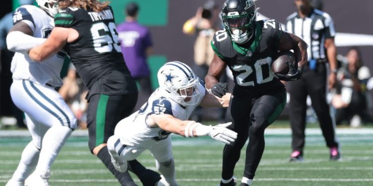 NFL trade rumors: Are Jets, Dolphins, Saints, Titans ready to sell?