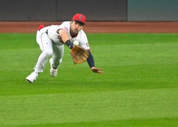 Eight players earn their first career Gold Glove awards