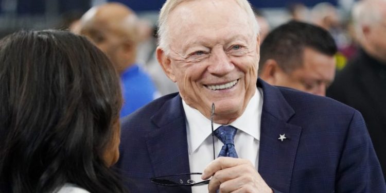 Jerry Jones claims Cowboys already have trade in place