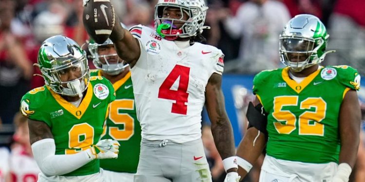 How close was last year’s first CFP rankings to final bracket?