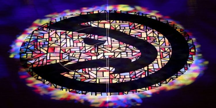 Former Hawks exec charged with embezzlement, fraud, per report