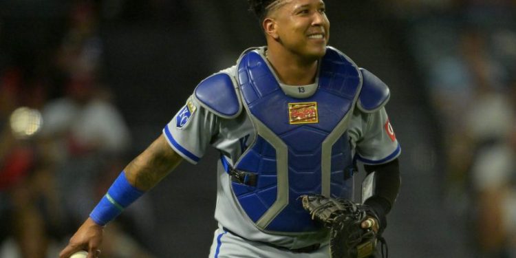 Royals, team legend Salvador Perez reach agreement on new contract