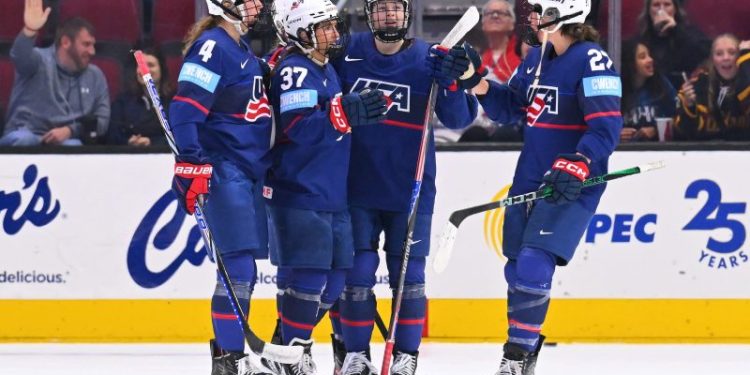Abbey Murphy hat trick lifts USA past Canada in Rivalry Series