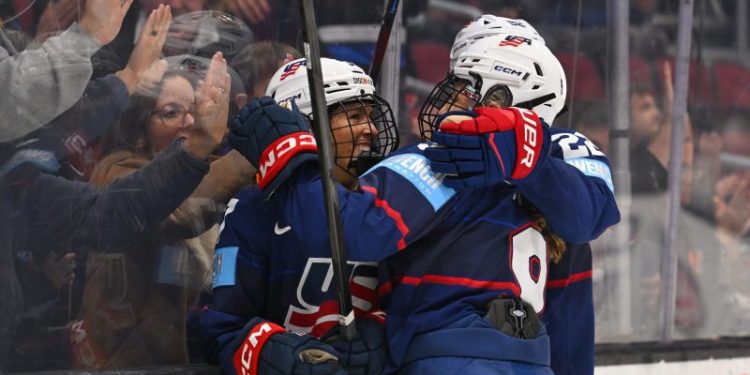 US women look to extend win streak vs. Canada in Rivalry Series