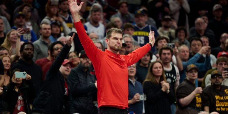 Despite Billups turmoil, Blazers off to fast start behind interim coach