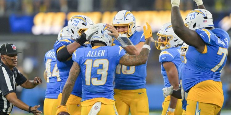 Winners and losers from Chargers’ dominant win vs. Steelers