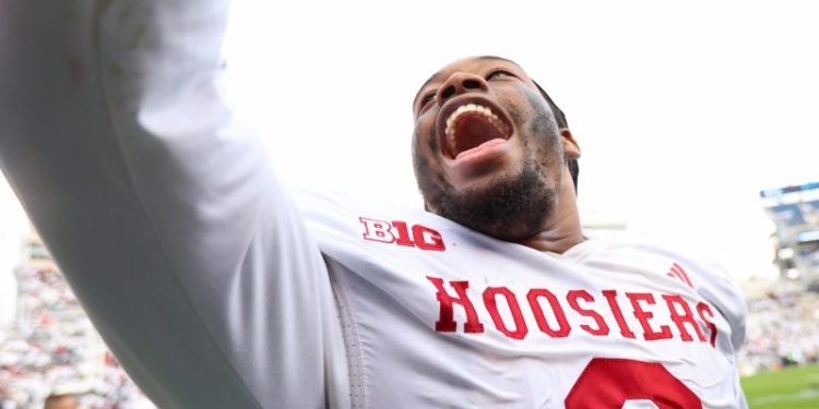 CFP chairman explains committee’s new playoff rankings