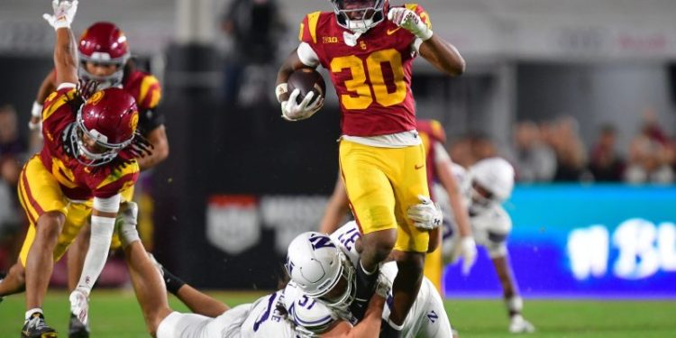 USC, Notre Dame, Arch Manning all under pressure in Week 12