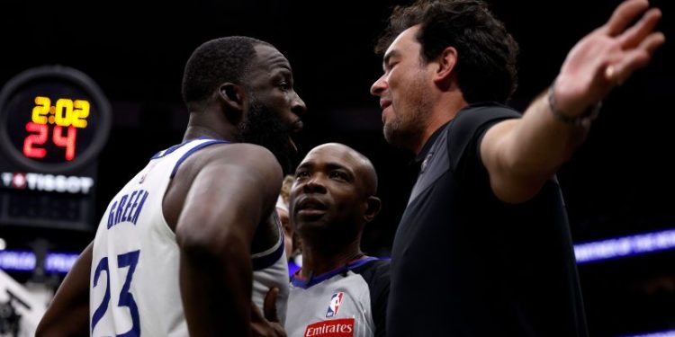 Warriors star confronts fan after ‘Angel Reese’ taunts