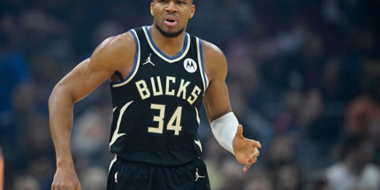 Another NBA All-Star injured. Bucks MVP set to miss time