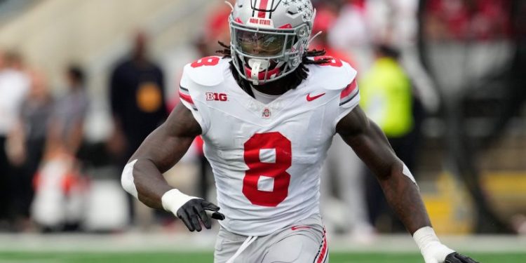 Rueben Bain Jr. or Arvell Reese? Latest mock draft roundup debates