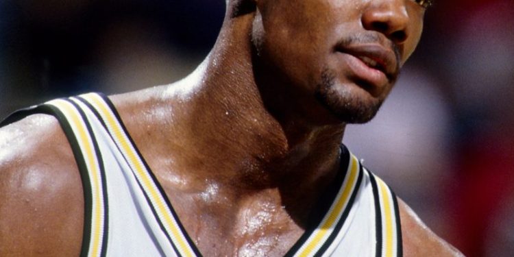 Ex-NBA player, Wake Forest star Rodney Rogers dies at age 54