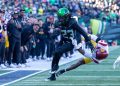 No. 5 Oregon topples Southern California to bolster playoff hopes